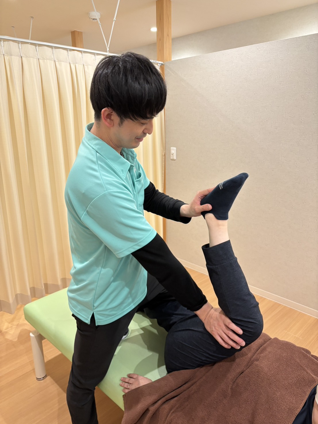 line_oa_chat_260608_174959_group_3